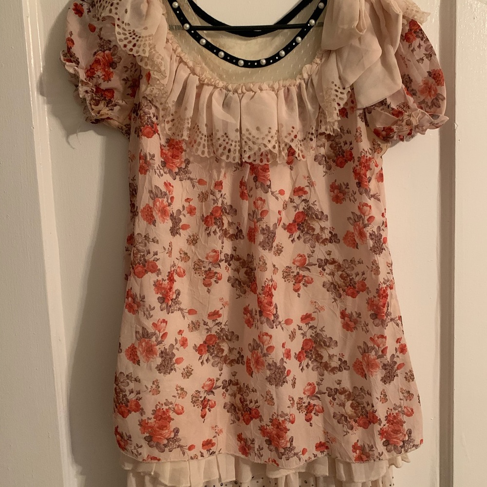 Cute frill top